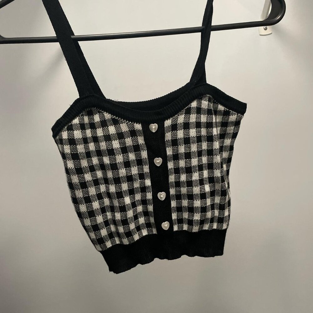 cropped checkered tank top with heart buttons